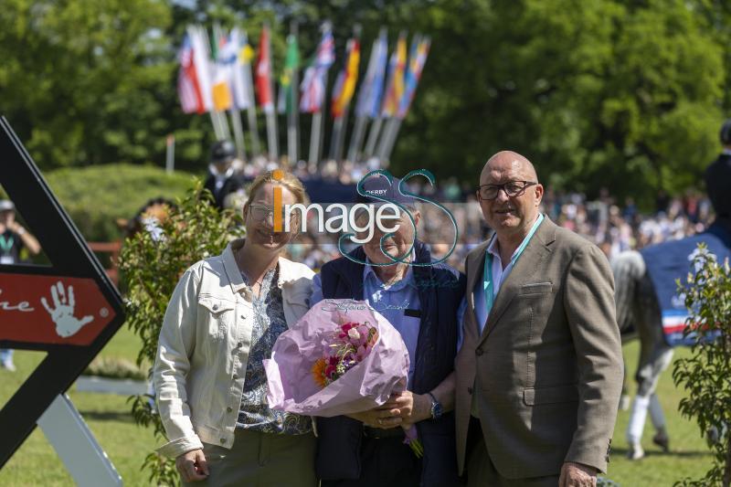 dressage PrizeGiving_Hamburg_20240512_SS350638.jpg